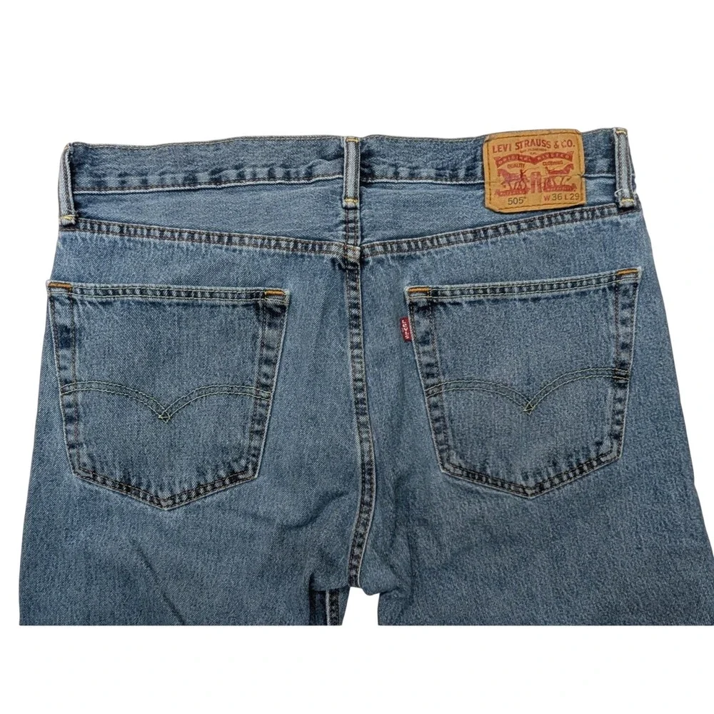 Levi's 505 Regular Fit Straight Leg Blue Wash Denim Jeans Men's‎ Size 36x29